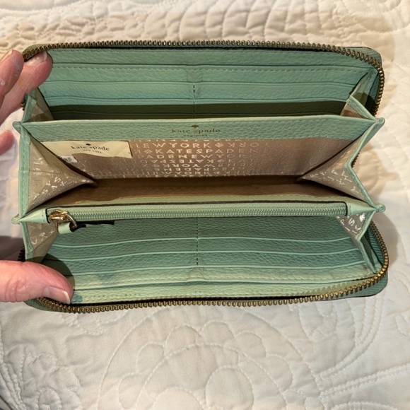 Kate Spade Wellesey Neda Zip-around Wallet - Picture 5 of 15